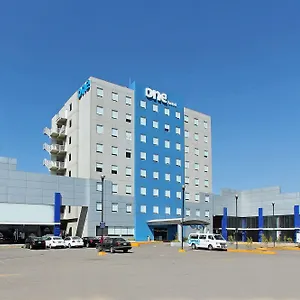 One Queretaro Aeropuerto Hotel El Coyote